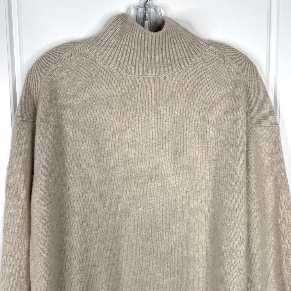 VINCE 100% Cashmere Soft Turtleneck Sweater NEW Size L Oatmeal